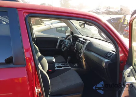 2022 Toyota 4Runner Sr5/Sr5 Premium/Trail/Limited/Trd Sport/Trd Off Road/Trd Off Road Premium/Trd Pro z USA, uszkodzony, nr VIN JTEMU5JR2N5996391